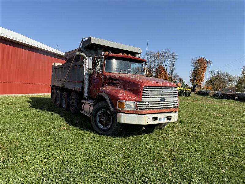 1995 Ford LTLS9000 - Photo 8 - Elkhart, IN 46514