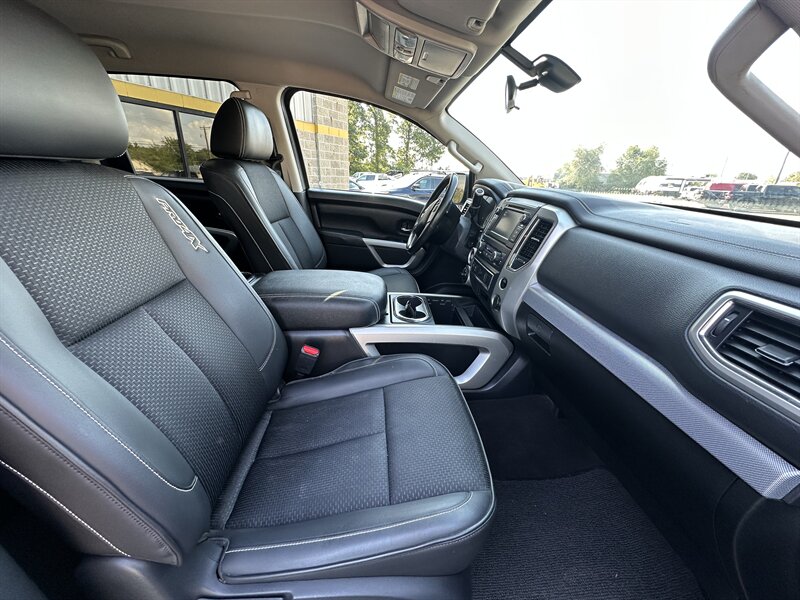 2019 Nissan Titan S - Photo 14 - Elkhart, IN 46514