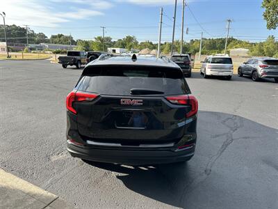 2020 GMC Terrain SLE   - Photo 3 - Elkhart, IN 46514