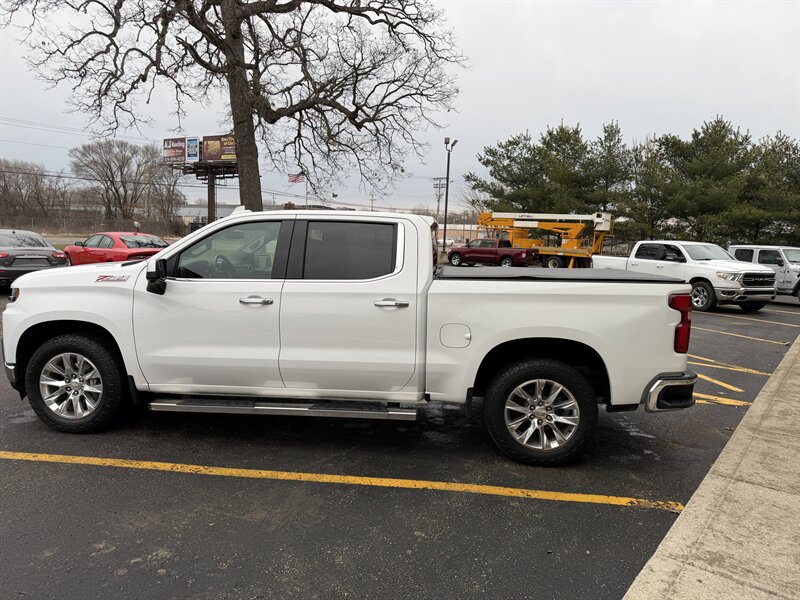2020 Chevrolet Silverado 1500 LTZ - Photo 3 - Elkhart, IN 46514
