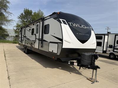 2022 Cruiser RV Twilight