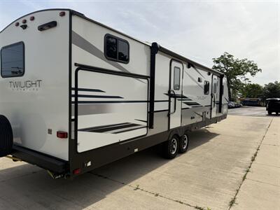 2022 Cruiser RV Twilight   - Photo 8 - Elkhart, IN 46514
