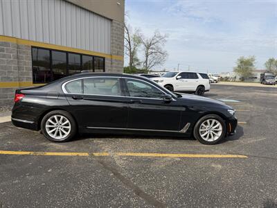 2017 BMW 7 Series 740i xDrive   - Photo 7 - Elkhart, IN 46514