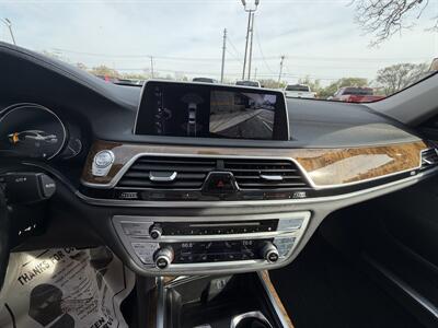 2017 BMW 7 Series 740i xDrive   - Photo 15 - Elkhart, IN 46514