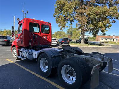 2016 Freightliner Cascadia Tractor   - Photo 4 - Elkhart, IN 46514