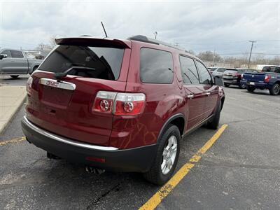 2011 GMC Acadia SL   - Photo 7 - Elkhart, IN 46514