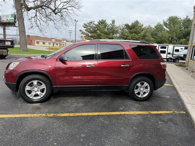 2011 GMC Acadia SL   - Photo 3 - Elkhart, IN 46514