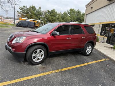 2011 GMC Acadia SL   - Photo 2 - Elkhart, IN 46514