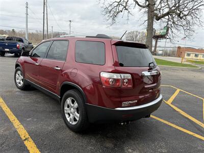 2011 GMC Acadia SL   - Photo 5 - Elkhart, IN 46514