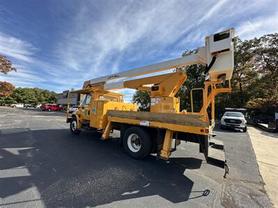 2006 International 4400 Bucket Truck   - Photo 5 - Elkhart, IN 46514