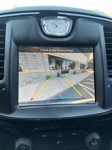 2016 Chrysler 300 Series S   - Photo 16 - Elkhart, IN 46514