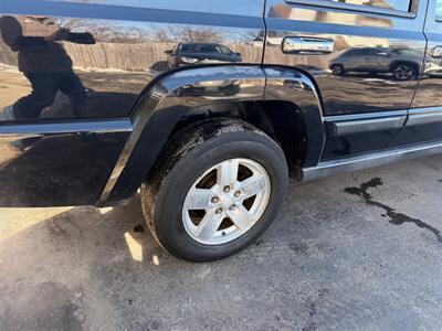 2006 Jeep Commander 4dr SUV   - Photo 7 - Elkhart, IN 46514