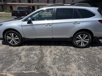 2018 Subaru Outback 3.6R Limited - Photo 4 - Elkhart, IN 46514