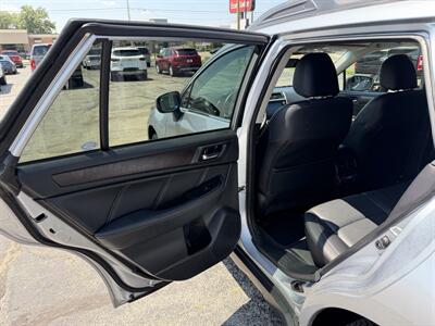 2018 Subaru Outback 3.6R Limited - Photo 14 - Elkhart, IN 46514