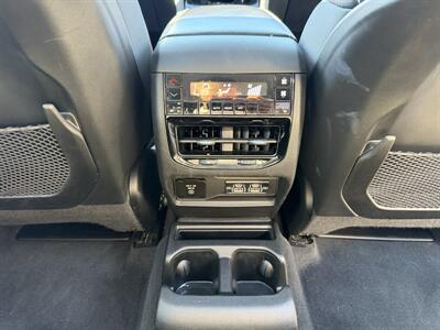 2021 Jeep Grand Cherokee L Limited   - Photo 16 - Elkhart, IN 46514