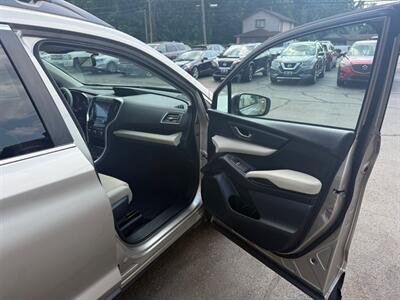 2020 Subaru Ascent PREMIUM   - Photo 15 - Elkhart, IN 46514