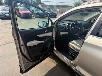 2020 Subaru Ascent PREMIUM   - Photo 8 - Elkhart, IN 46514
