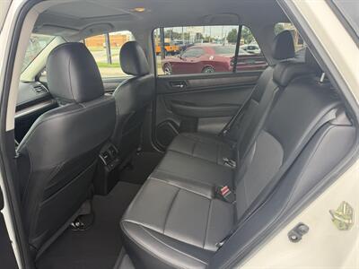 2017 Subaru Outback 3.6R Limited - Photo 15 - Elkhart, IN 46514