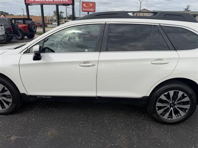2017 Subaru Outback 3.6R Limited - Photo 4 - Elkhart, IN 46514