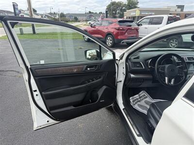2017 Subaru Outback 3.6R Limited - Photo 11 - Elkhart, IN 46514