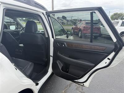 2017 Subaru Outback 3.6R Limited - Photo 16 - Elkhart, IN 46514