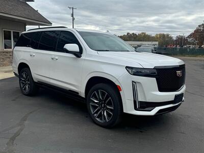 2023 Cadillac Escalade SPORT PLATINUM   - Photo 12 - Elkhart, IN 46514