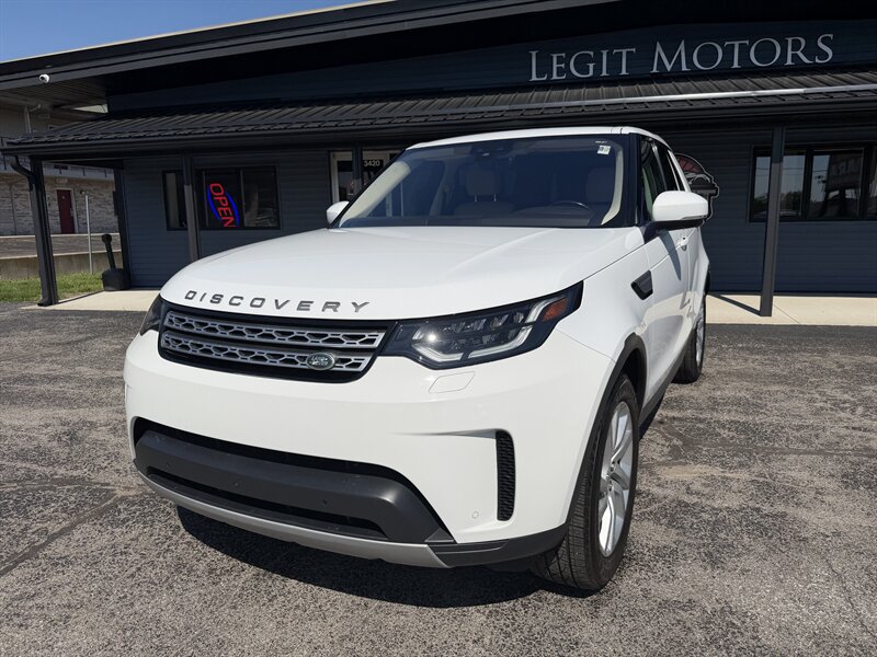 2018 Land Rover Discovery HSE   - Photo 1 - Elkhart, IN 46514