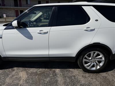 2018 Land Rover Discovery HSE   - Photo 4 - Elkhart, IN 46514