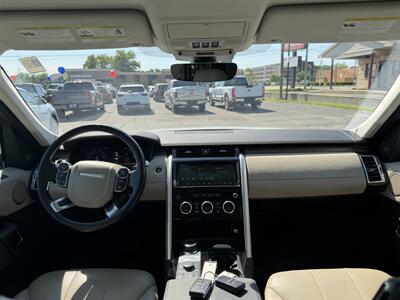 2018 Land Rover Discovery HSE   - Photo 18 - Elkhart, IN 46514