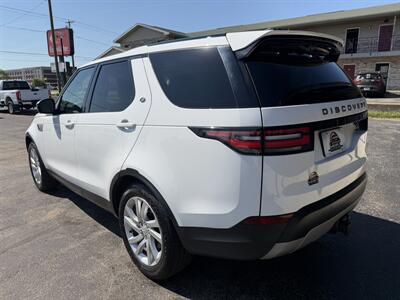 2018 Land Rover Discovery HSE   - Photo 5 - Elkhart, IN 46514