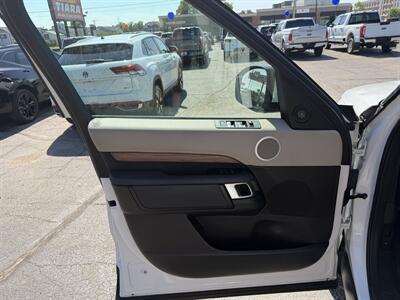 2018 Land Rover Discovery HSE   - Photo 11 - Elkhart, IN 46514