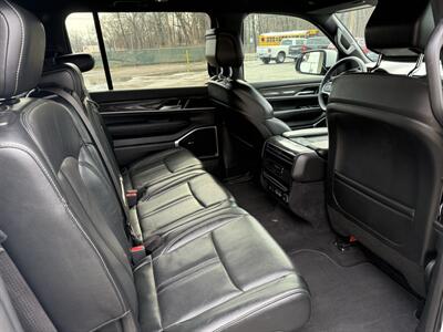 2022 Jeep Wagoneer Series III   - Photo 18 - Elkhart, IN 46514