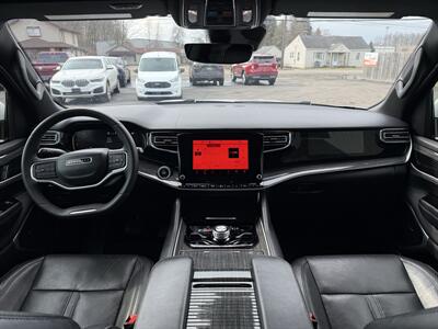 2022 Jeep Wagoneer Series III   - Photo 21 - Elkhart, IN 46514