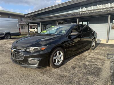 2017 Chevrolet Malibu LS   - Photo 13 - Elkhart, IN 46514