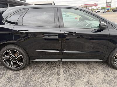 2019 Ford Edge ST - Photo 8 - Elkhart, IN 46514