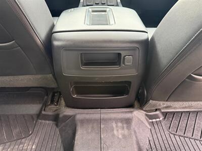2018 Chevrolet Silverado 1500 LTZ   - Photo 18 - Elkhart, IN 46514
