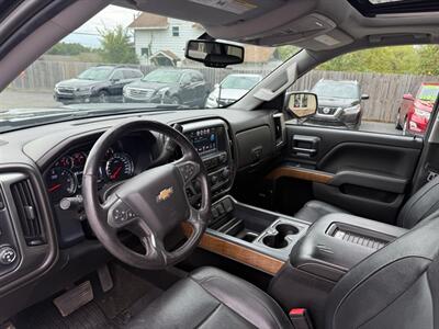 2018 Chevrolet Silverado 1500 LTZ   - Photo 12 - Elkhart, IN 46514