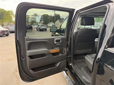 2018 Chevrolet Silverado 1500 LTZ   - Photo 13 - Elkhart, IN 46514