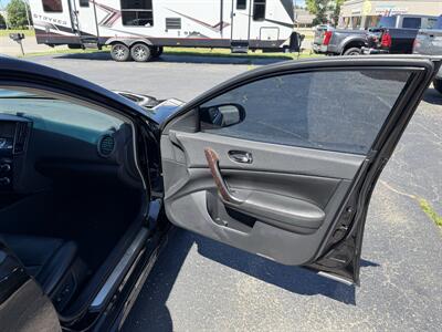 2010 Nissan Maxima 3.5 S   - Photo 17 - Elkhart, IN 46514
