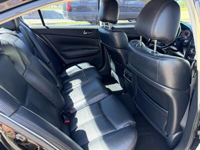 2010 Nissan Maxima 3.5 S   - Photo 15 - Elkhart, IN 46514