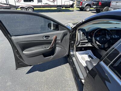 2010 Nissan Maxima 3.5 S   - Photo 10 - Elkhart, IN 46514