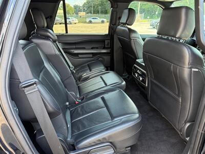 2019 Ford Expedition XLT   - Photo 15 - Elkhart, IN 46514