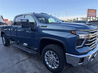 2024 Chevrolet Silverado 2500HD LTZ - Photo 8 - Elkhart, IN 46514