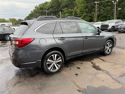 2018 Subaru Outback 3.6R LIMITED   - Photo 6 - Elkhart, IN 46514