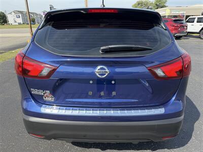 2018 Nissan Rogue Sport S - Photo 5 - Elkhart, IN 46514
