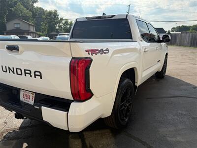 2022 Toyota Tundra SR5   - Photo 10 - Elkhart, IN 46514