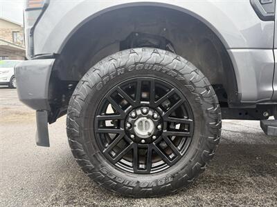 2022 Ford F-250 Super Duty XL   - Photo 3 - Elkhart, IN 46514