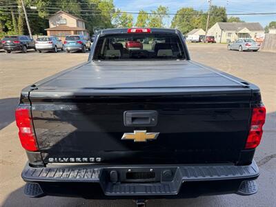 2017 Chevrolet Silverado 1500 CUSTOM   - Photo 5 - Elkhart, IN 46514