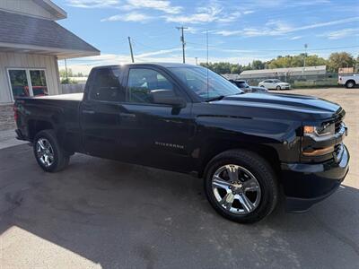 2017 Chevrolet Silverado 1500 CUSTOM   - Photo 7 - Elkhart, IN 46514