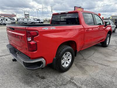 2020 Chevrolet Silverado 1500 LT   - Photo 7 - Elkhart, IN 46514